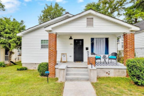 Woodlawn's Vibrancy: 3 Min To Birmingham Airport
